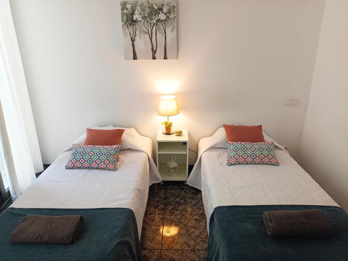 By Plaza Urquinaona Rooms Barcelona Exterior foto