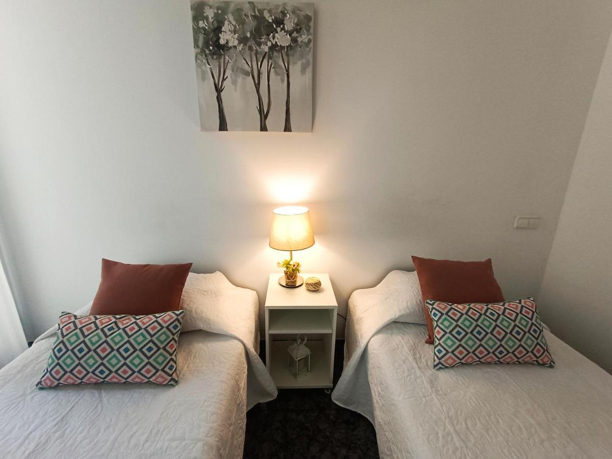 By Plaza Urquinaona Rooms Barcelona Exterior foto